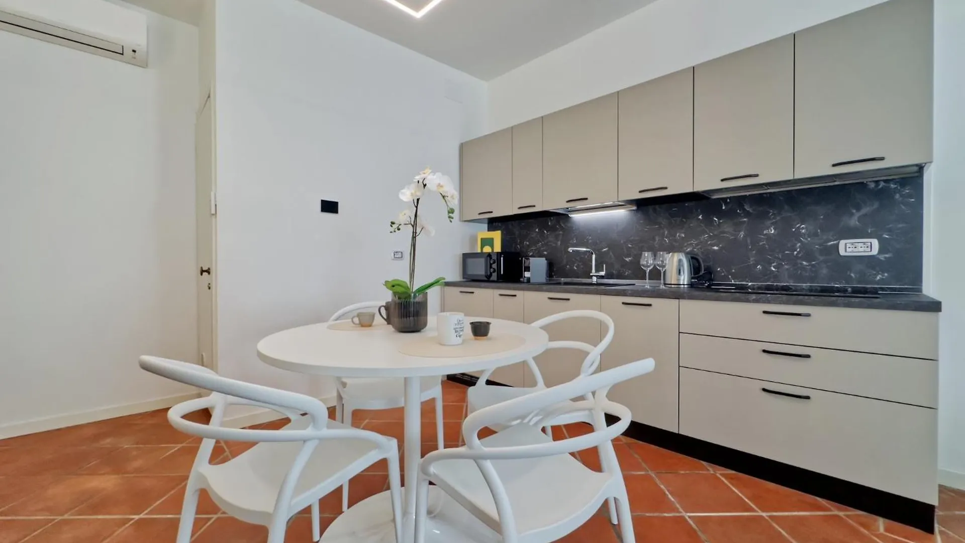 Ponte Degli Angeli Modern And Central Apartment! Vicenza